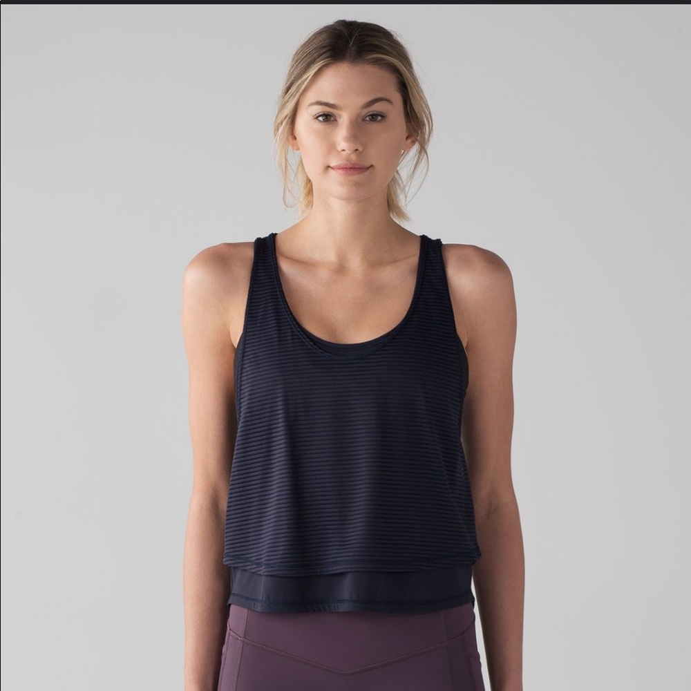 Lululemon Lean In cropped tank 2/4